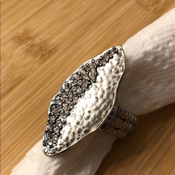 Ring - Picture 7 of 8